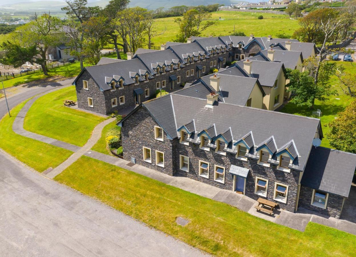 Dingle Courtyard Holiday Homes 3 Bed By Trident Holiday Homes Экстерьер фото